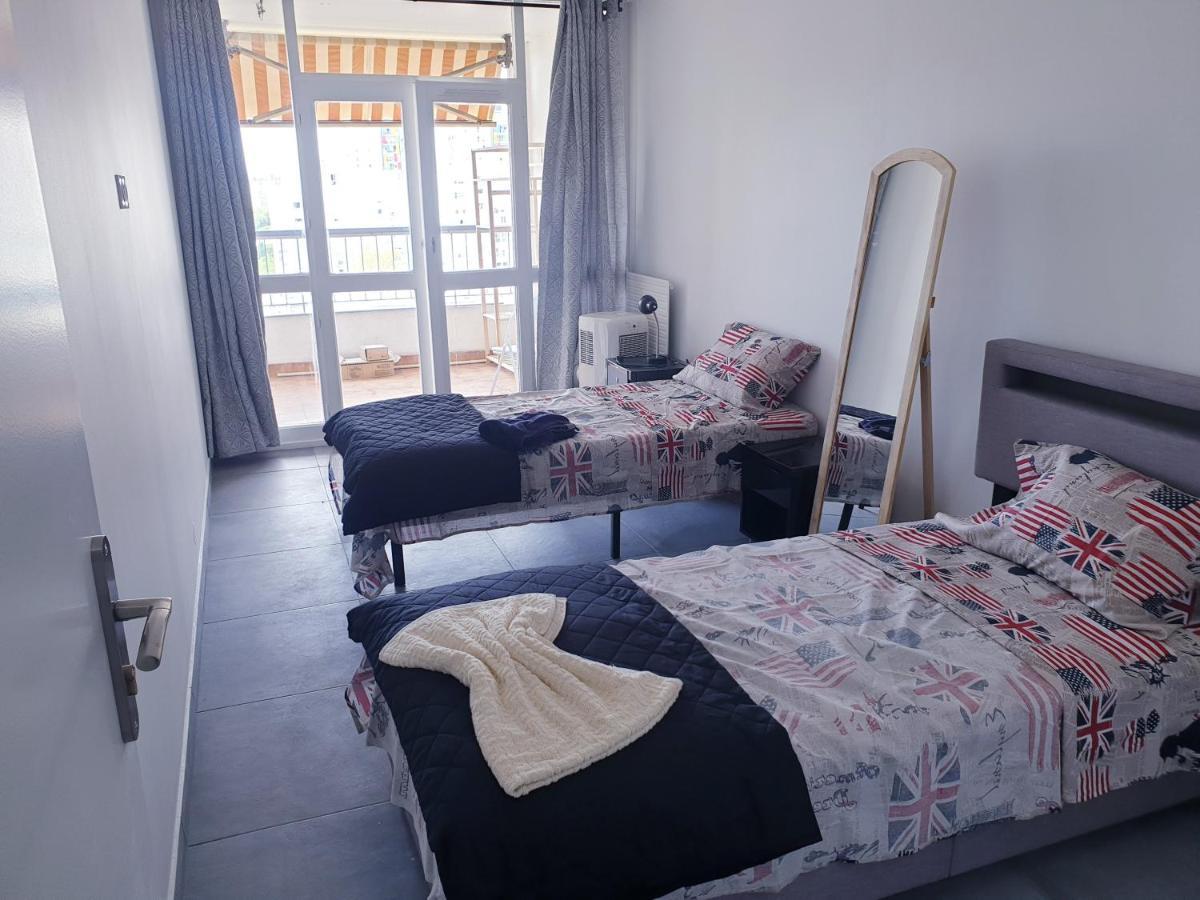 Big Flat Sea Vieuw 95 M2 5 Rooms Near Airport 5 Min Train 3 Min And Tram On Site, Beach 7 Min, 2 Showers And 2 Toilets , Neuf Grand Appartement 95 M2 5 Chambres Proche Aeroport 5 Min Train 3 Min Et Tramway Sur Place, Plage 7 Min 2 Douches Et 2 Wc Vue Nicea Zewnętrze zdjęcie